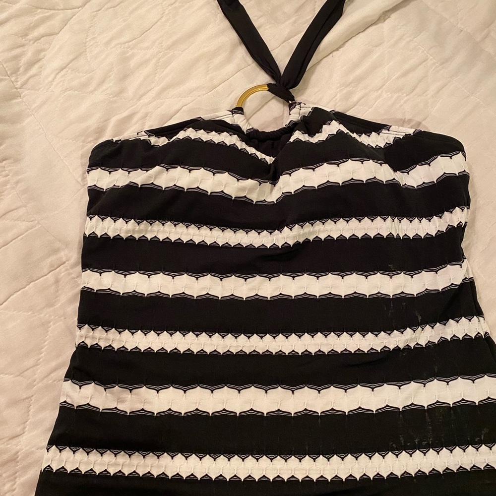 Black and white tankini top